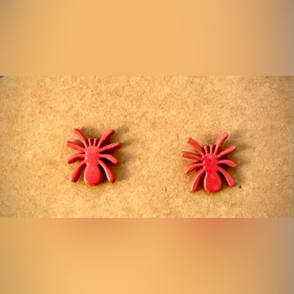 Jewelry - Cute Red Spider Stud Earrings for Women